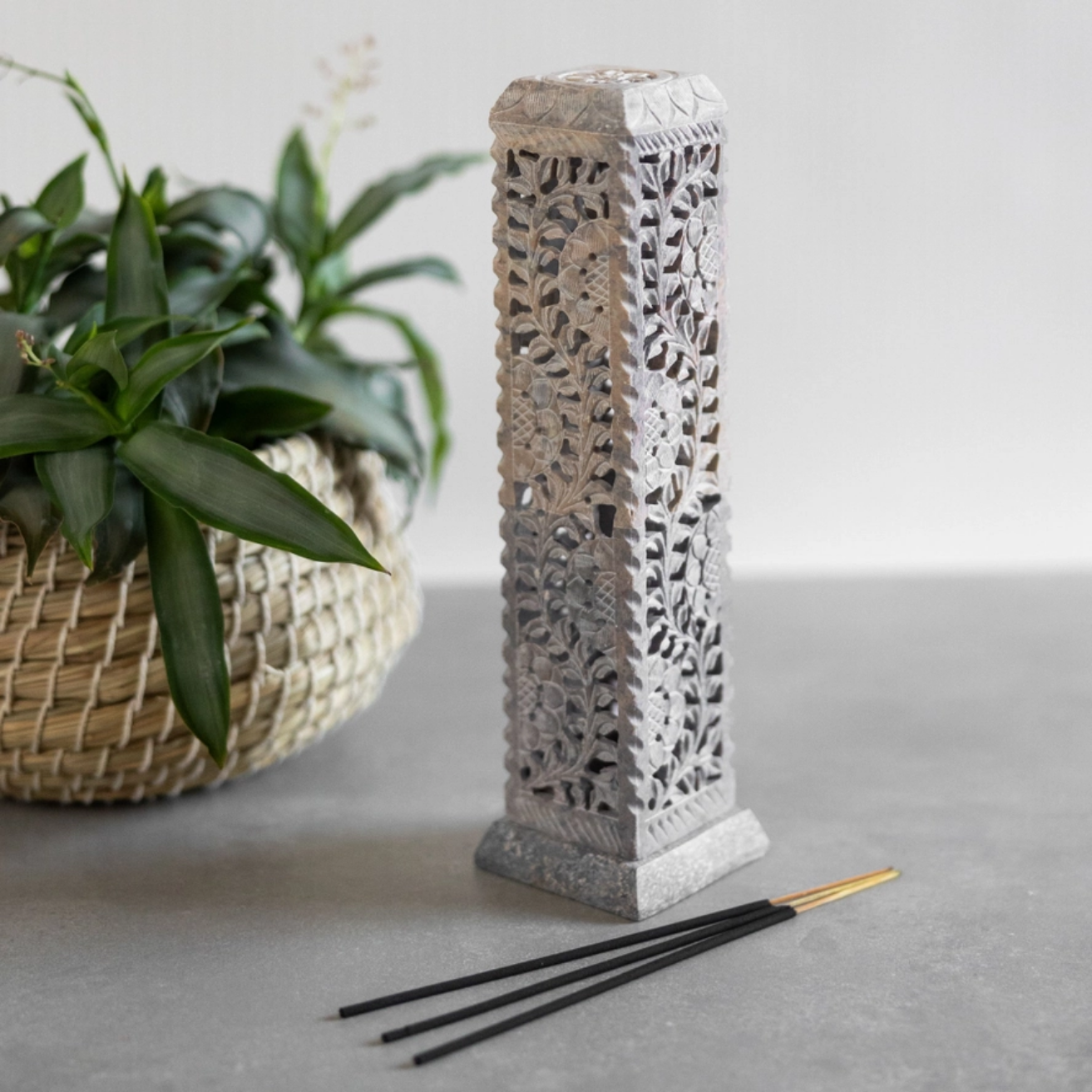 Meenaar Gorara Stone Tower Incense Holder