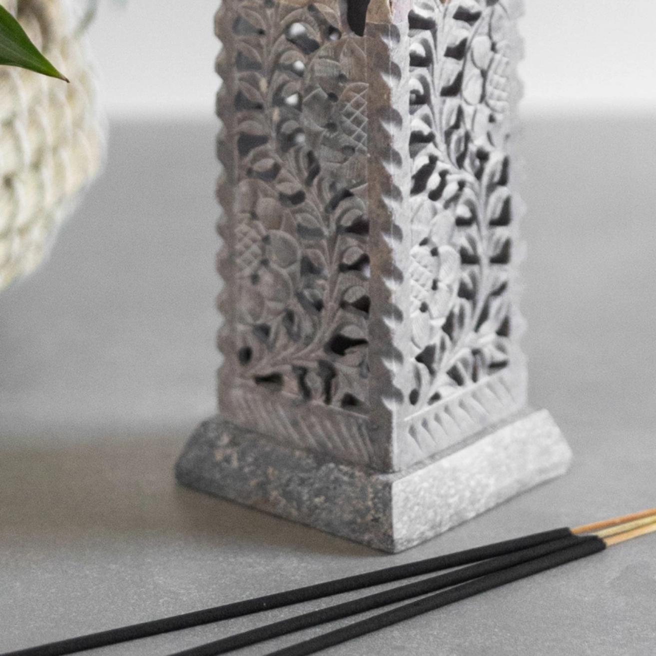 Meenaar Gorara Stone Tower Incense Holder