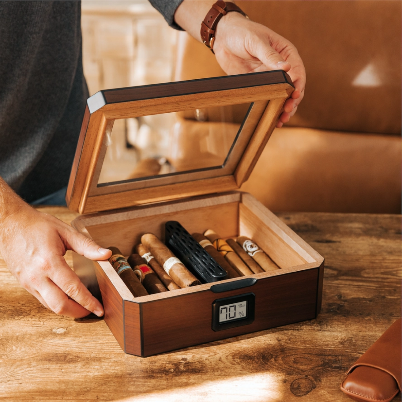 Mag Humidor Walnut Finish