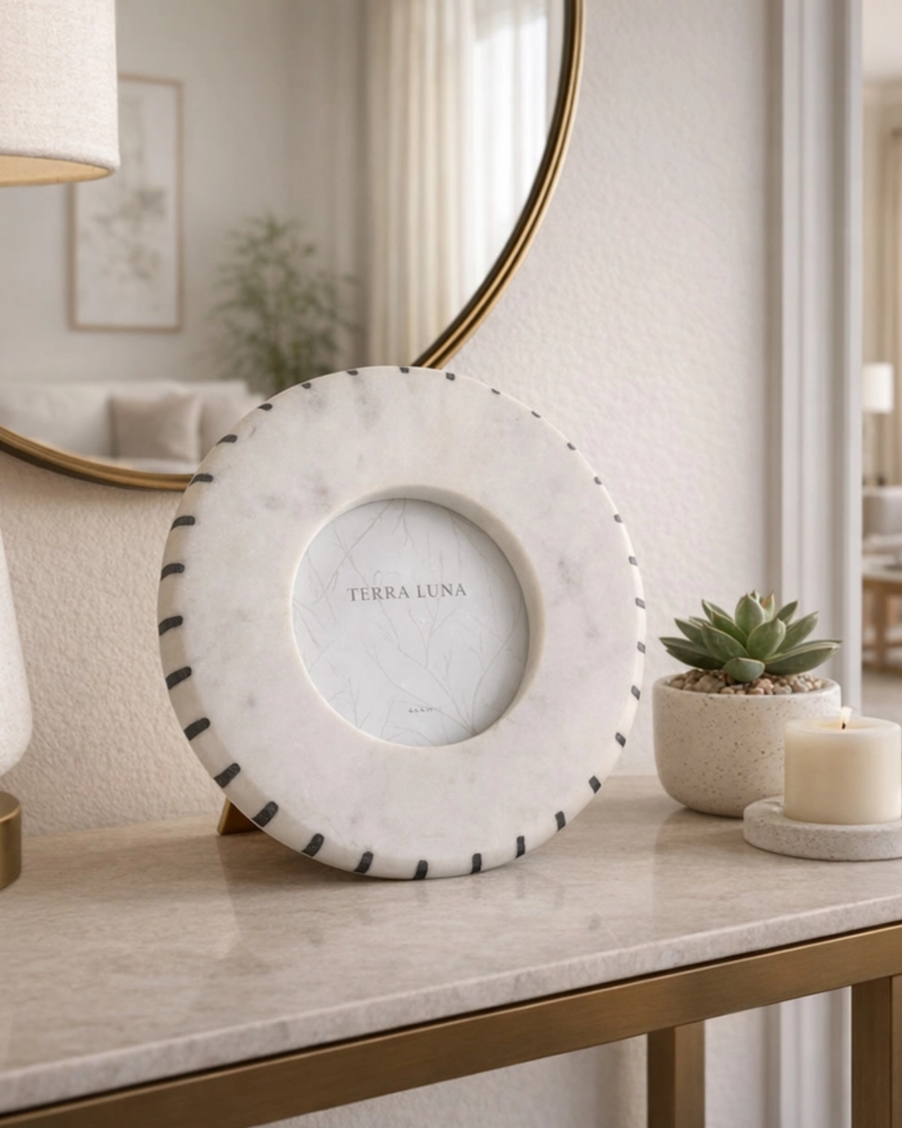 Photo Frame - White/Black Marble Wood with Inlay, 4x4 in.