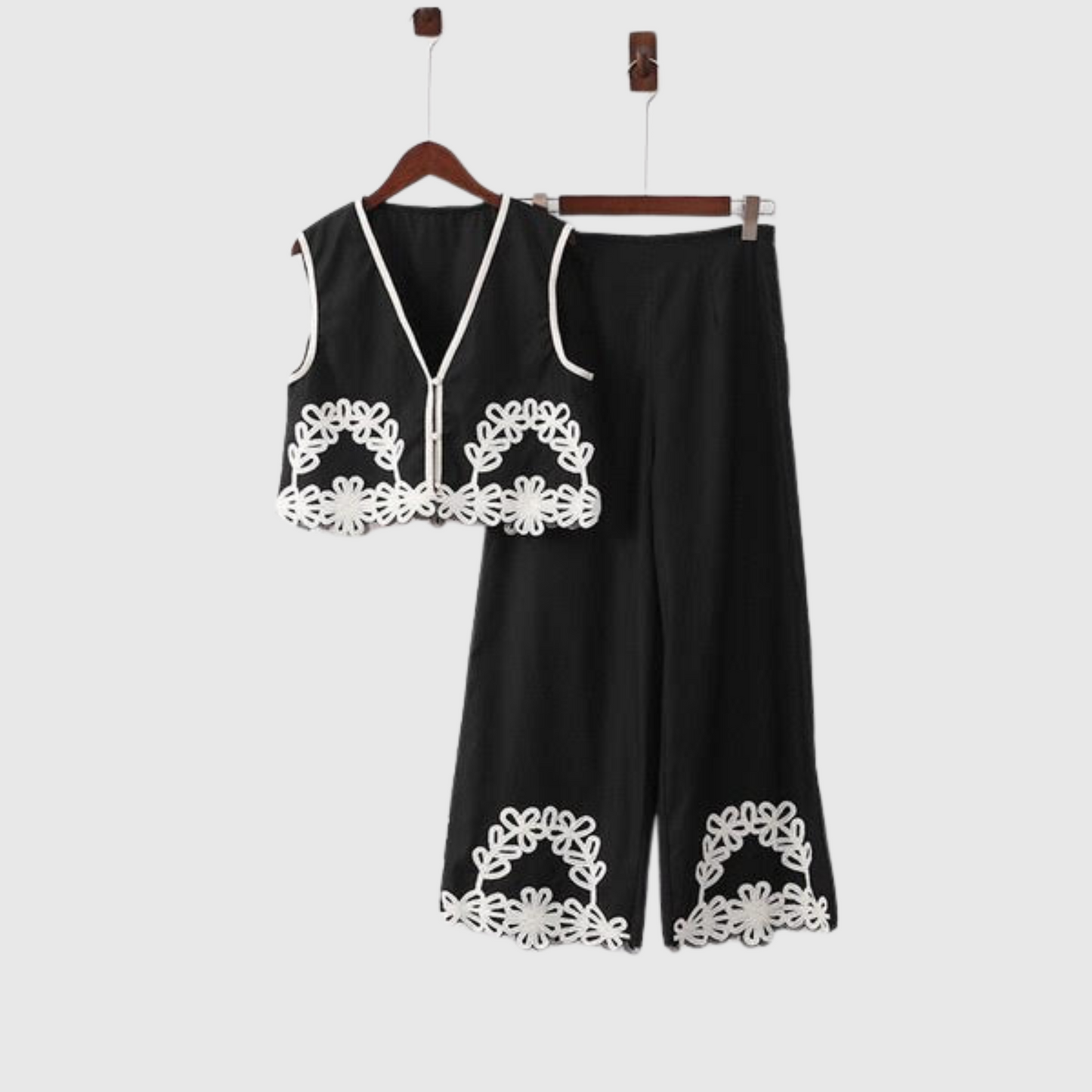 Embroidered Short Vest Trousers Set