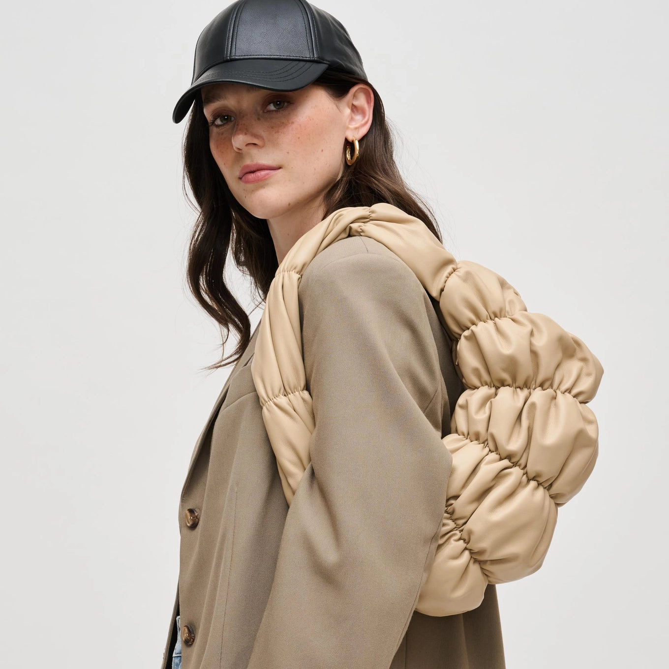 Stella Clutch